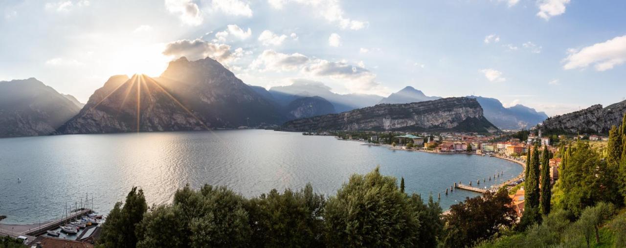 Vistalago Torbole Hotel Torbole Sul Garda Buitenkant foto